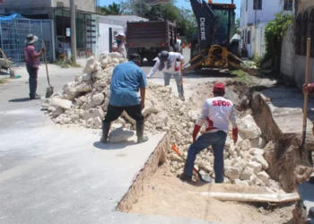 Calles de Chetumal mejorarán con reparaciones las 24 horas