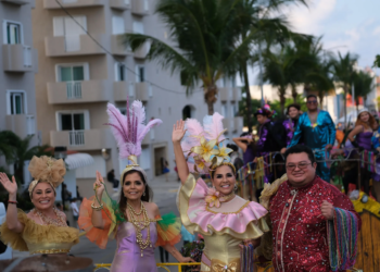 Mara Lezama y José Luis Chacón cierran carnaval de Cozumel 2025 6 Mara Lezama y José Luis Chacón cierran carnaval de Cozumel 2025