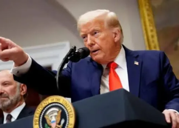 Trump confirma aranceles del 25% a México y Canadá