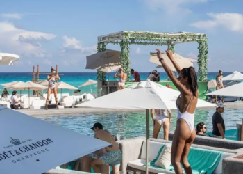 Caída del 70% en turistas de receso de primavera en Cancún