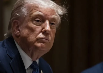 Trump acusa a Harvard de antisemitismo