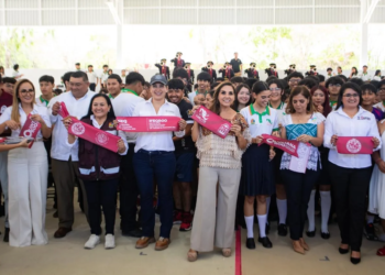 Quintana Roo invierte 11.5 MDP en educación para jóvenes de Playa del Carmen