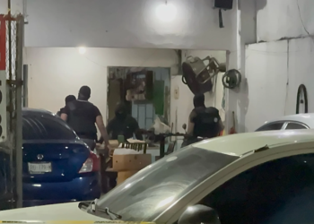Cateo en Autolavado deja 3 detenidos