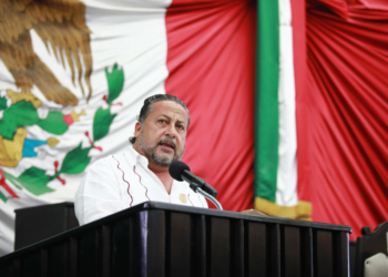 Impulsa la transformación del pueblo con justicia social