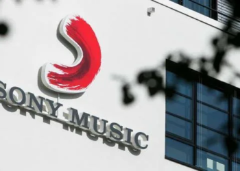 La industria musical en jaque: discográficas negocian el futuro de la música generada por IA