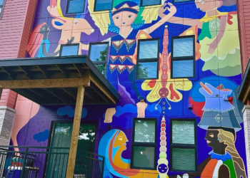 Arte desde Cancún para el mundo: mural de Marisol D’Estrabeau une memorias y futuro en EE.UU.