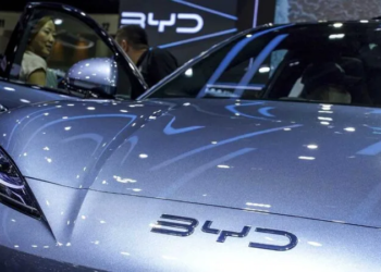 BYD desencadena guerra de precios y divide la industria automotriz china