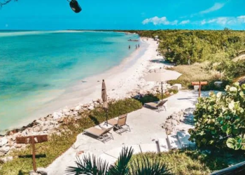 Holbox: Paraíso sin sargazo y con hoteles al 50%