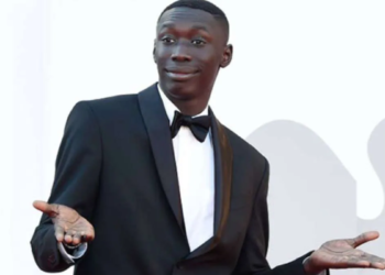 El influencer Khaby Lame se autodeporta de EE.UU. tras exceder tiempo de visa