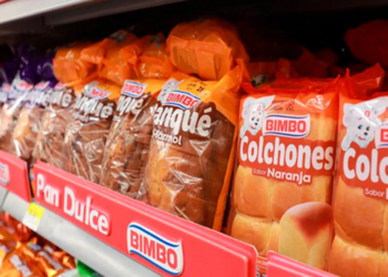 Bimbo eliminará colorantes y saborizantes artificiales para 2026