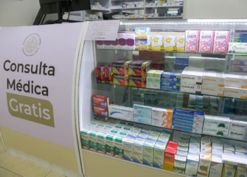 “Salud Sin Tanto Choro”: atención médica gratuita transforma vidas en Playa del Carmen