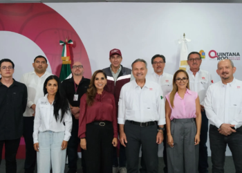 Mara Lezama y Octavio Romero fortalecen programa de vivienda en Quintana Roo