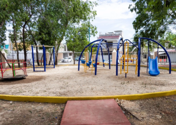 Transforma Estefanía Mercado el primer parque de Villas del Sol en un espacio digno