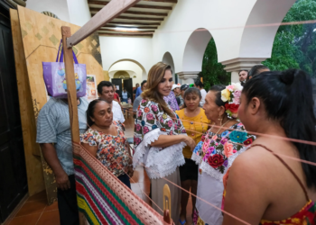 Conmemoran Día Internacional de los Pueblos Indígenas instalando Comisión de Fomento Artesanal