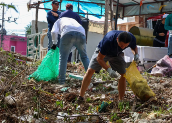 Más de 13 toneladas de basura retiradas de cenotes urbanos en Cancún
