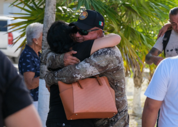 SEMAR rescata a marineros varados por días