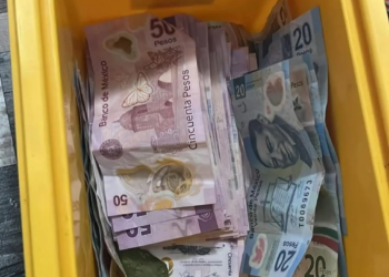 Acto de honestidad en Tulum: usuario busca al dueño de caja con dinero y llaves