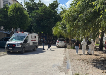 Ministeriales se enfrentan a balazos con civiles armados; un policía herido y tres detenidos