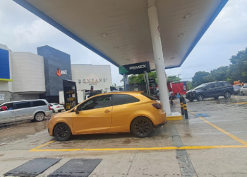 Gasolineras en Cancún operan solo con efectivo; pagos con tarjeta siguen sin restablecerse