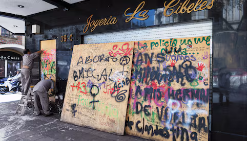 Millonarias pérdidas por saqueo de joyerías en CDMX