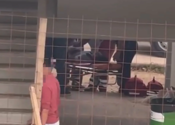 Estudiante del Conalep es hospitalizado tras caer de un segundo piso; investigan causas del incidente