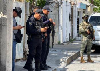 Balean a un hombre en la Ruta 4; logró correr para salvar su vida