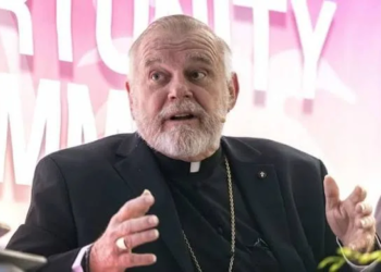 “No basta rezar”: Arzobispo de Miami pide acción firme en favor de los inmigrantes