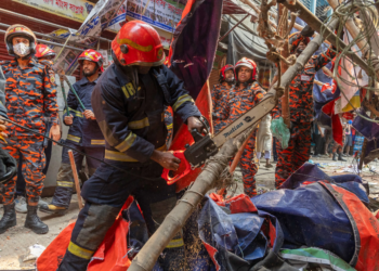 Terremoto sacude Bangladés: muertos, más de 100 heridos y escenas de pánico en Daca