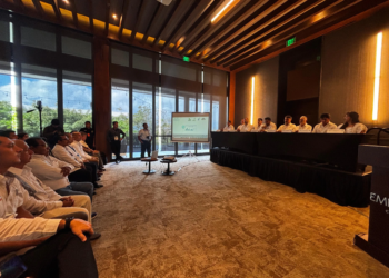 Fuga de ingenieros en Quintana Roo: jóvenes migran ante dominio turístico