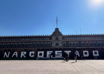 Blindan Palacio Nacional ante miedo a nuevas protestas; refuerzan vallas previo al 25N