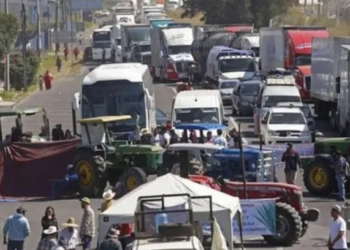 Anaya acusa a gobierno de abandonar al campo y a transportistas