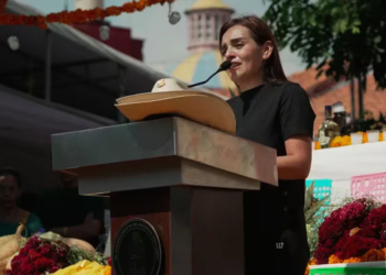 Grecia Quiroz García asume puesto de alcaldesa de Uruapan tras asesinato de su esposo, Carlos Manzo