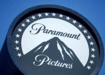 Disputa por Warner: Oferta hostil de Paramount enfrenta a gigantes del entretenimiento