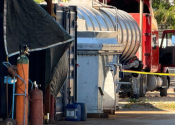 Detectan tráiler con combustible de dudosa   procedencia