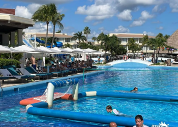 Hoteleros logran acuerdos para no ser retenedores del Visitax; Gobierno del Estado analizará nuevo mecanismo de cobro