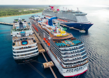 Vive Quintana Roo un 2025 histórico al romper récords en cruceros y operaciones aéreas: Mara Lezama