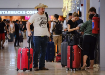 Cancún vive intensa jornada aérea con 604 operaciones en fin de año