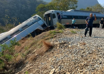 Sube la cifra: 13 muertos por descarrilamiento del Tren Interoceánico