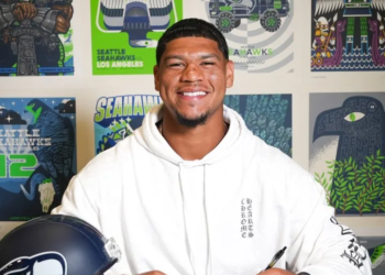 De los campos sin césped de Cancún al Super Bowl: la historia de Elijah Arroyo con los Seahawks