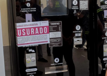 Empresa de estacionamientos no se ha acercado a pagar multas tras clausuras en Cancún