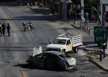 EU lanza alerta de seguridad para Quintana Roo y 8 entidades más por narcobloqueos