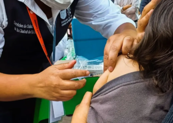 ¿Naciste entre 1990 y 2006? renueva urgentemente tu vacuna del sarampión