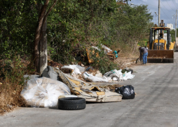 Clausuran basurero clandestino en la Supermanzana 259 de Cancún
