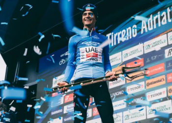 Isaac del Toro hace historia: conquista el ‘Tridente’ de la Tirreno-Adriático y confirma su estrellato