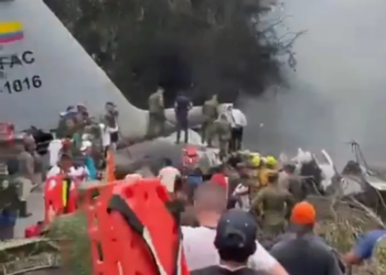 Avión militar de Colombia con 125 personas a bordo se estrella en Putumayo; 48 sobrevivientes y al menos 8 fallecidos