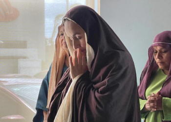 María Coral Montalvo: fe, entrega y tradición viva en el Viacrucis