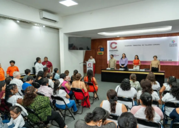 Concluyen 116 alumnas y alumnos su formación en Cozumel