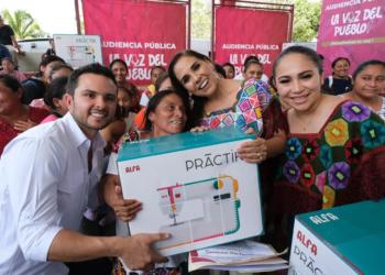 Mara Lezama lleva audiencia “La Voz del Pueblo” a comunidad maya de Carrillo Puerto y atiende a más de mil personas