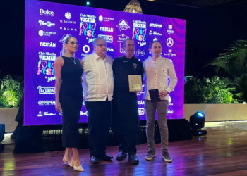 Chef Sylvain Desbois recibe la Llave de Oro por su aportación a la cocina contemporánea en México