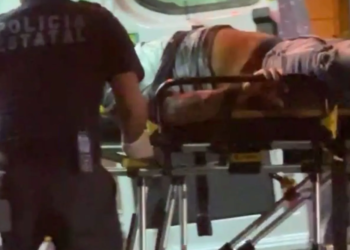 Balacera desata terror en bar de Cancún; tres hombres mueren tras enfrentamiento armado